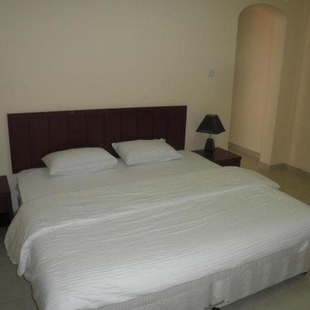 Hamasa Plaza Hotel Ал Бурайми Екстериор снимка