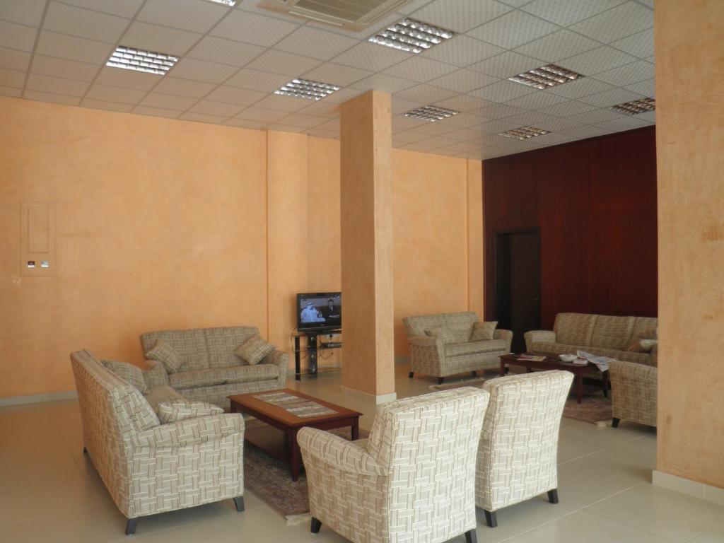 Hamasa Plaza Hotel Ал Бурайми Екстериор снимка