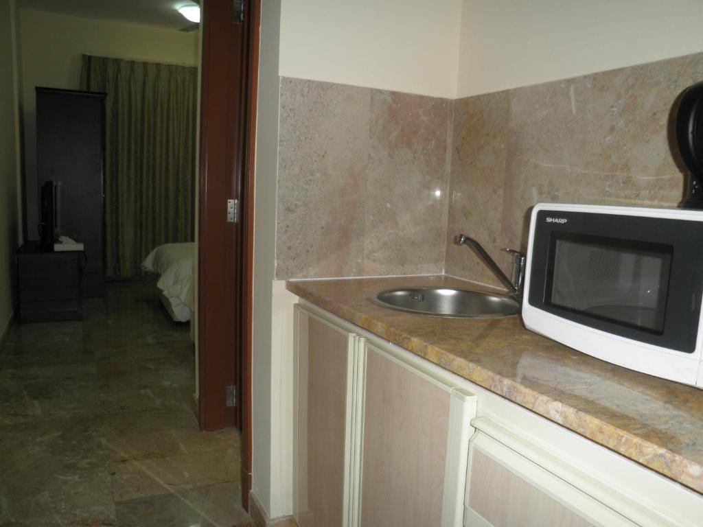 Hamasa Plaza Hotel Ал Бурайми Стая снимка