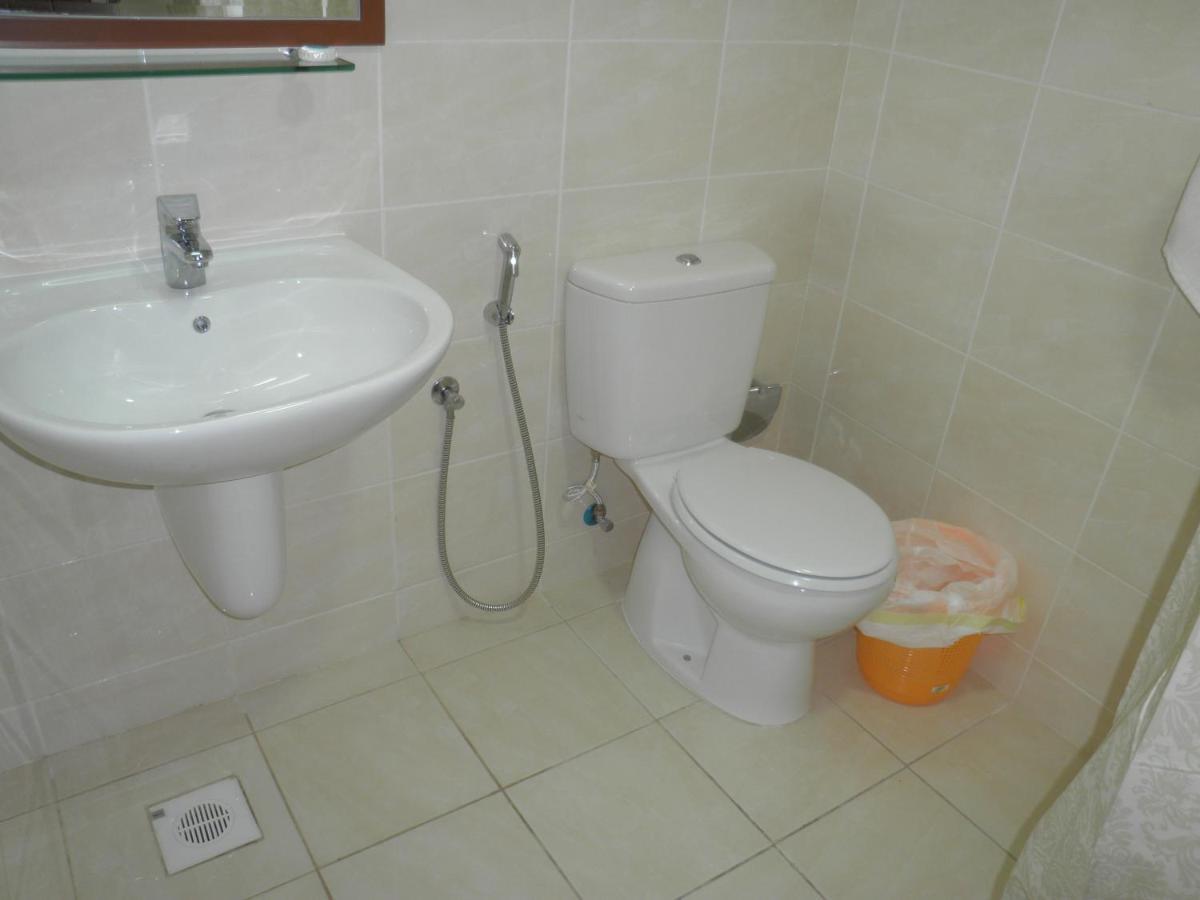 Hamasa Plaza Hotel Ал Бурайми Стая снимка